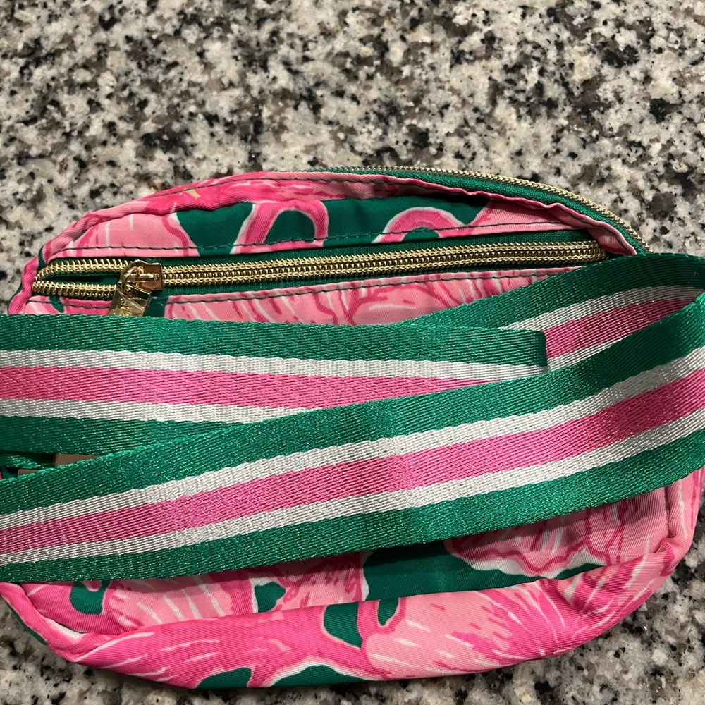 Lilly Pulitzer Green & Pink Floral Crossbody Belt Bag - NWOT - Picture 7 of 10